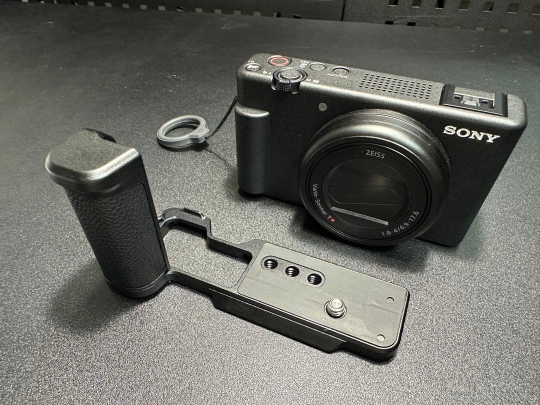SONY VLOGCAM ZV-1M2 予備純正バッテリー＋純正チャージャー付き