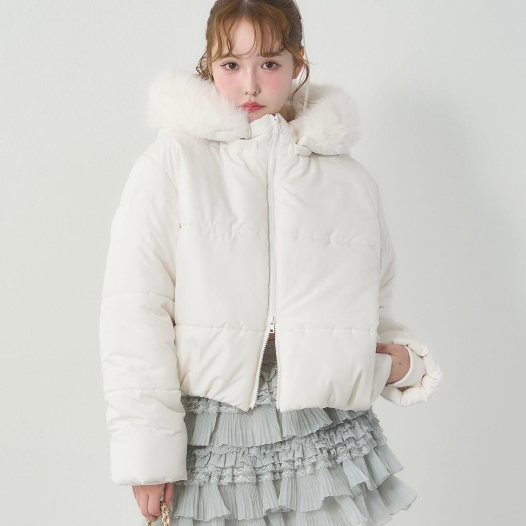 ナイスクラップ ダウンジャケット フード付きショートフェイクダウンジャケット