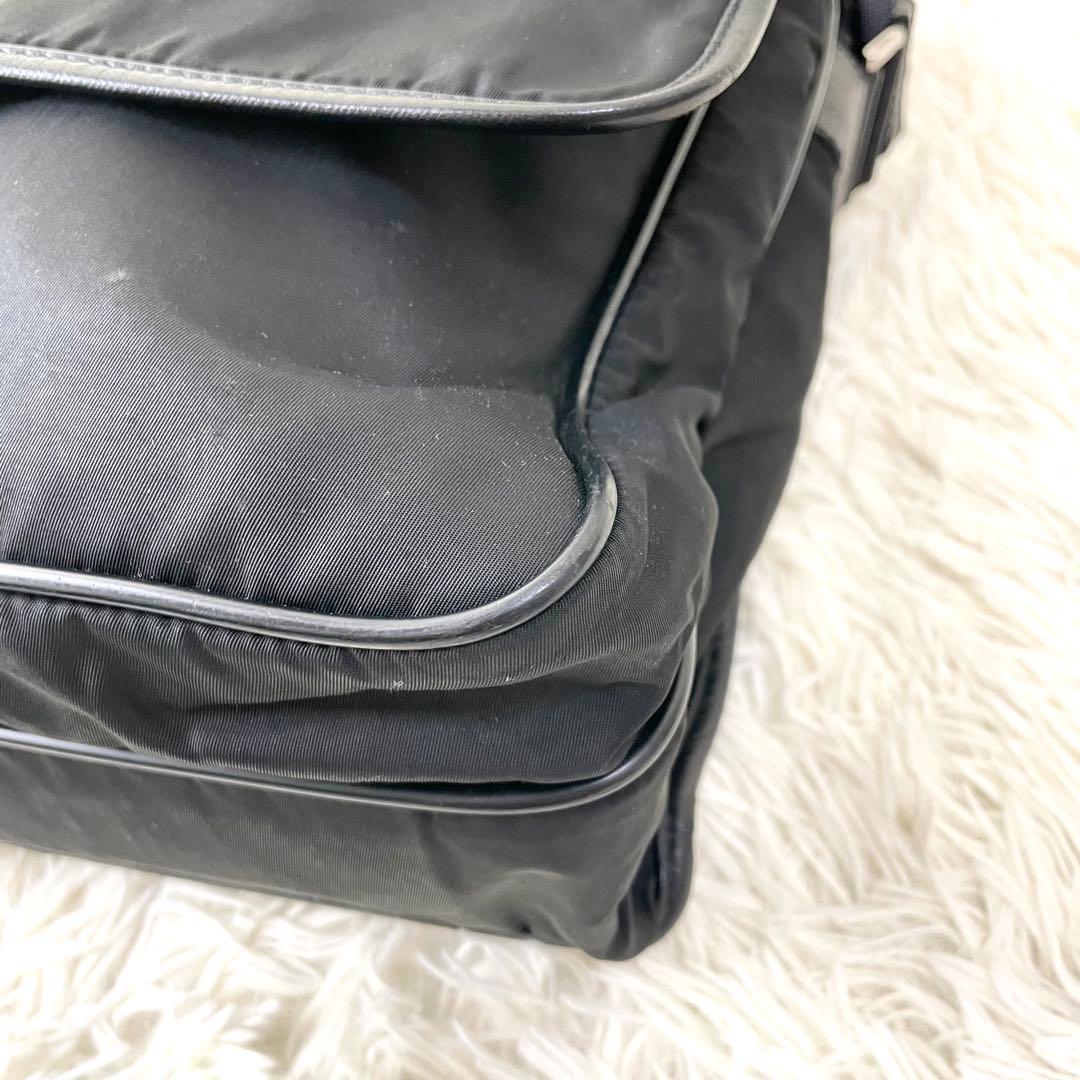 asumi　プラダ ショルダー 三角ロゴ レザー ナイロン A4収納 黒