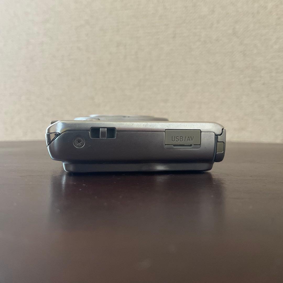デジタルカメラ CASIO EXILIM EX-ZS10