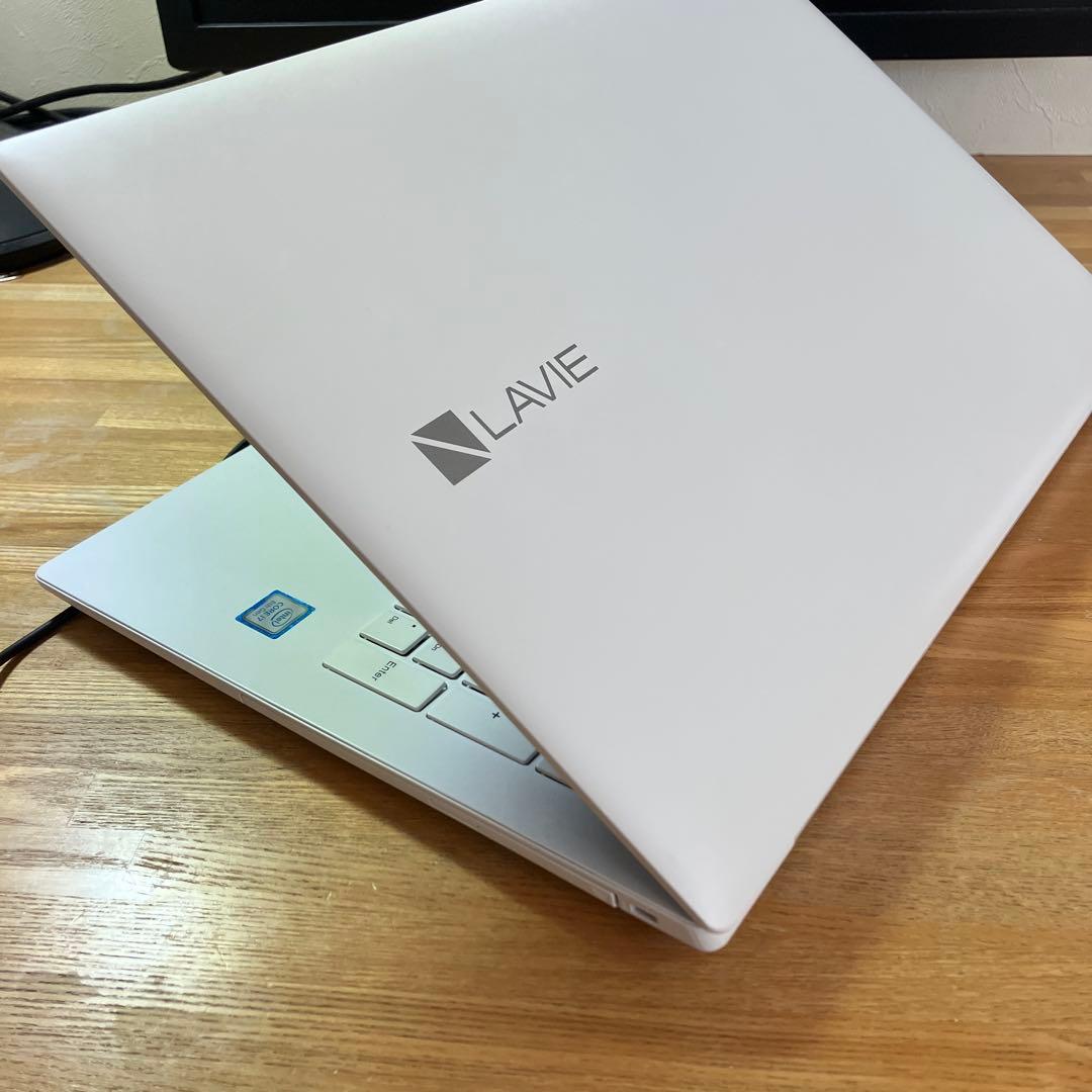 NEC LAVIE Direct 第8世代Core i7 人気の白