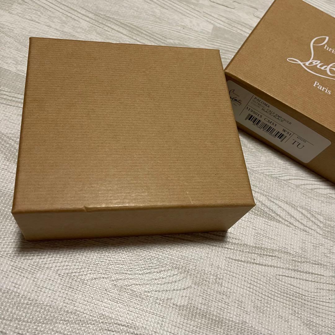 最終処分価格【並行輸入品】Christian Louboutin 二つ折り財布