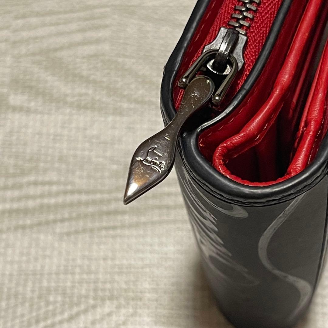 最終処分価格【並行輸入品】Christian Louboutin 二つ折り財布