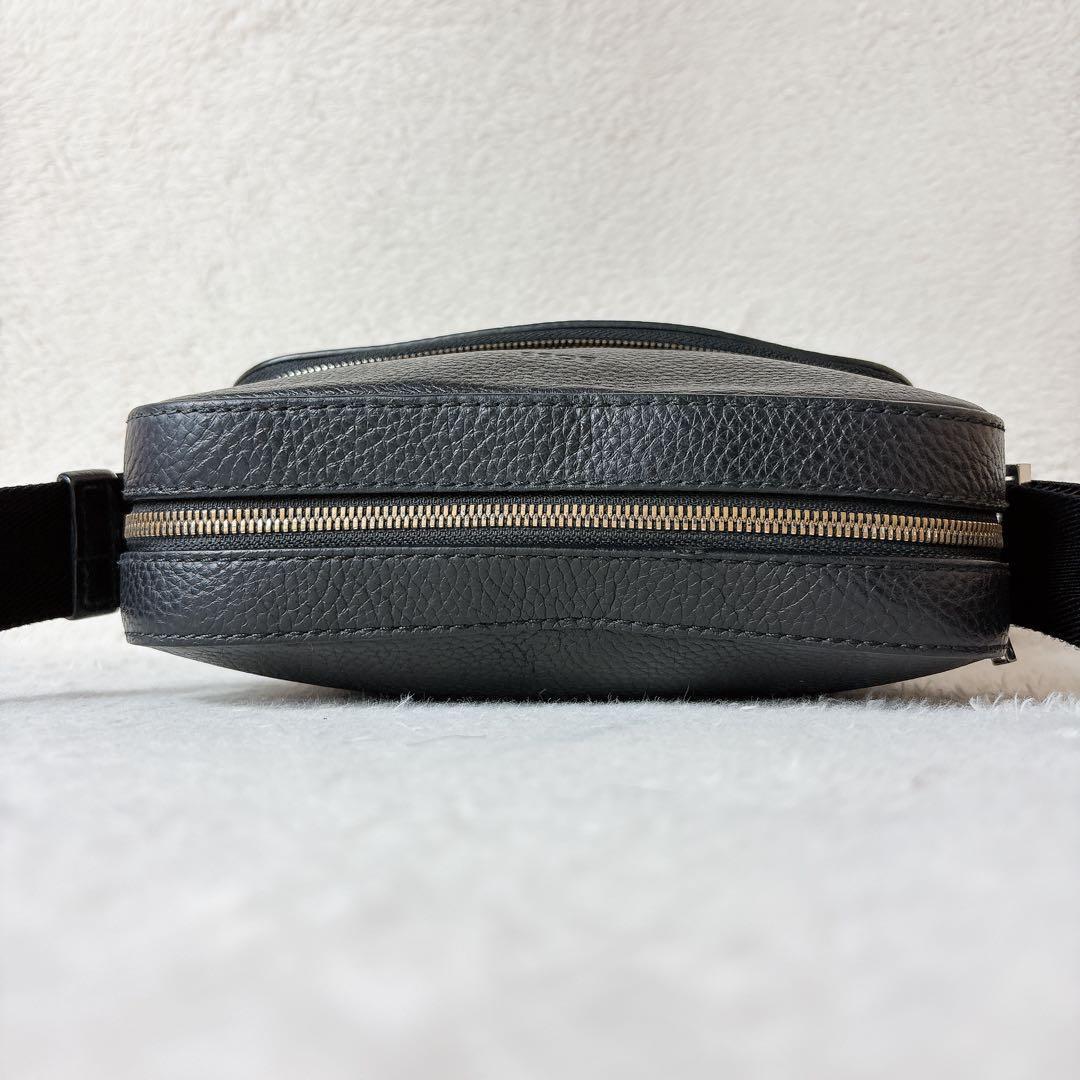 HUGO BOSS レポーターバッグ ショルダーバッグ レザー エンボスロゴ
