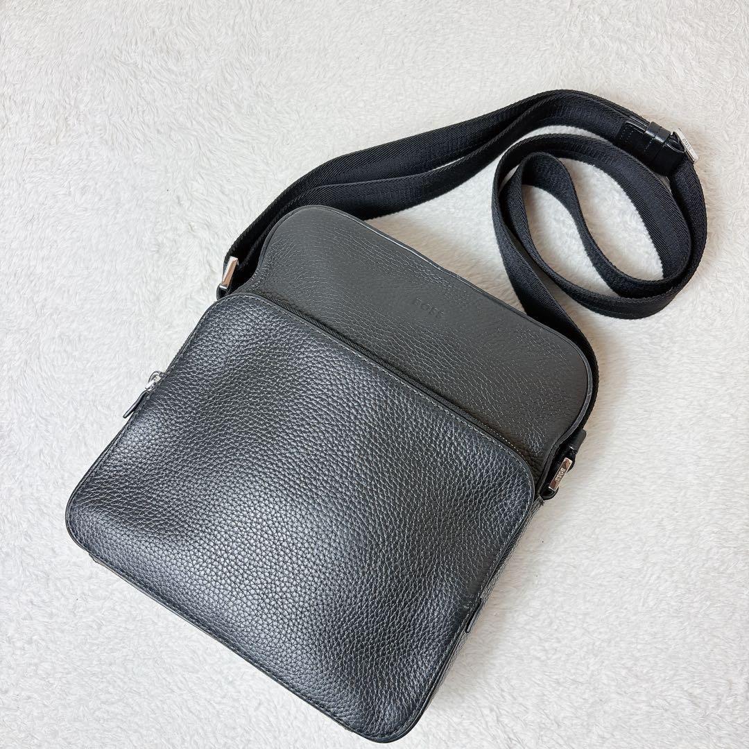 HUGO BOSS レポーターバッグ ショルダーバッグ レザー エンボスロゴ