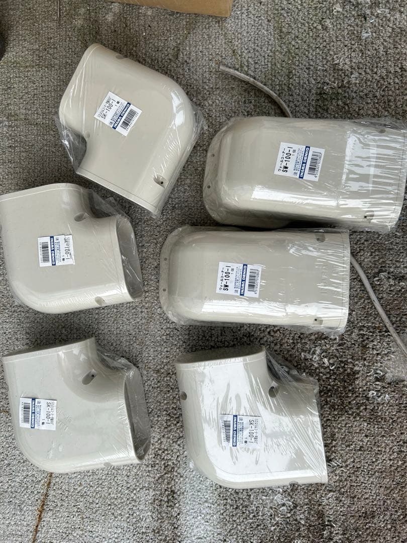 エアコンカバーアイボリー100