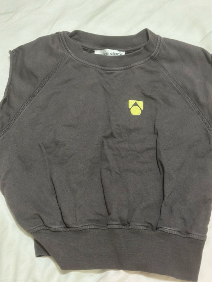 main story タンクトップ グレー プルムキトン