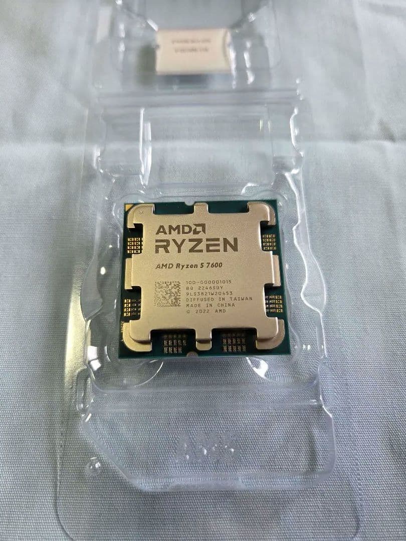 [れおぱぱ]AMD Ryzen 5 7600 CPU BOX[動作確認済]