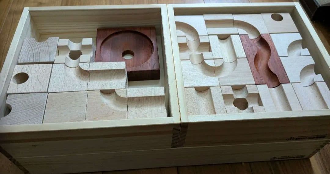 マグビルディング　Wood Warlock Mag-Building 知育玩具