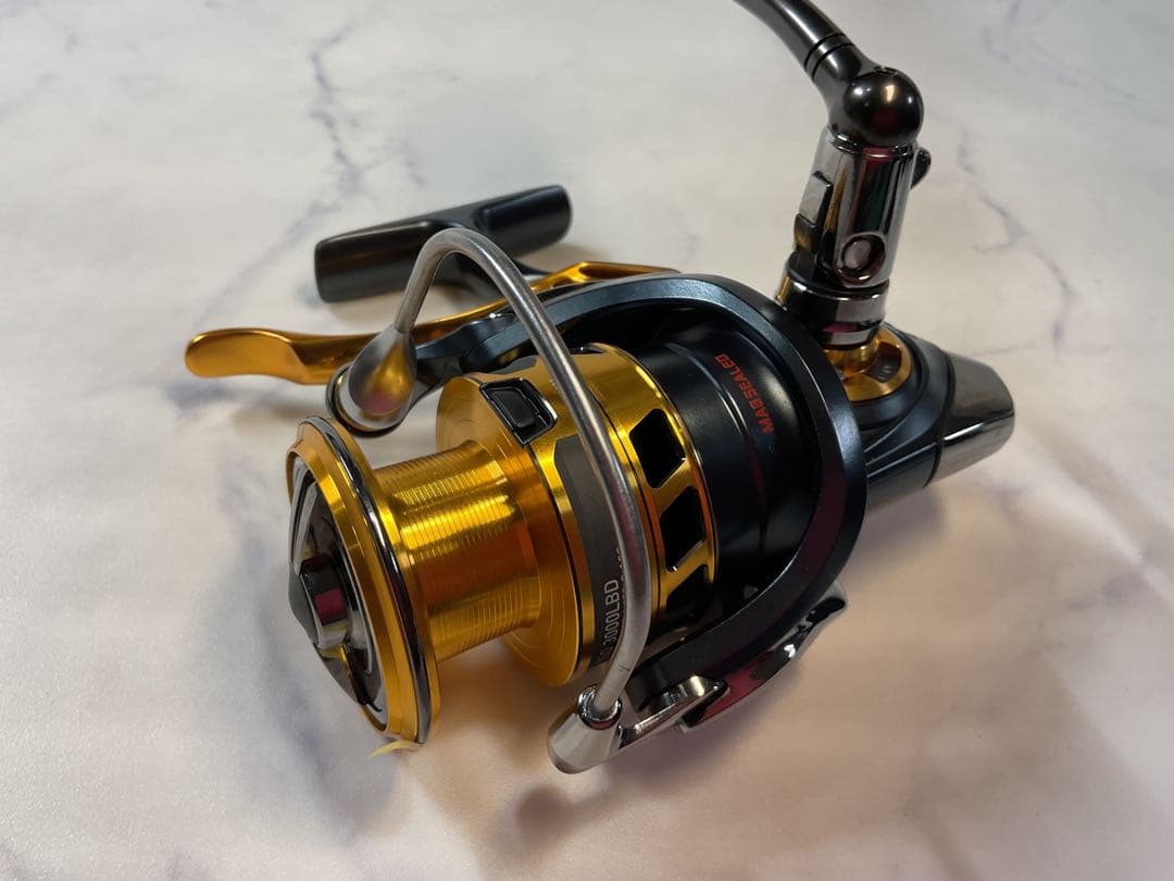 Daiwa ダイワ 18 TOURNAMENT ISO 3000LBD