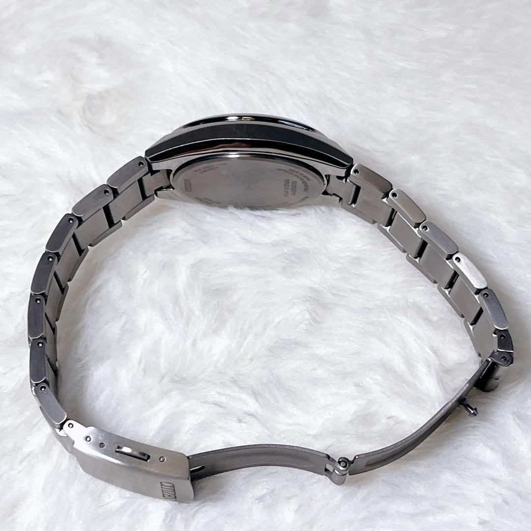 【美品】 シチズン アテッサ エコドライブ メンズ腕時計 CB1120-50C