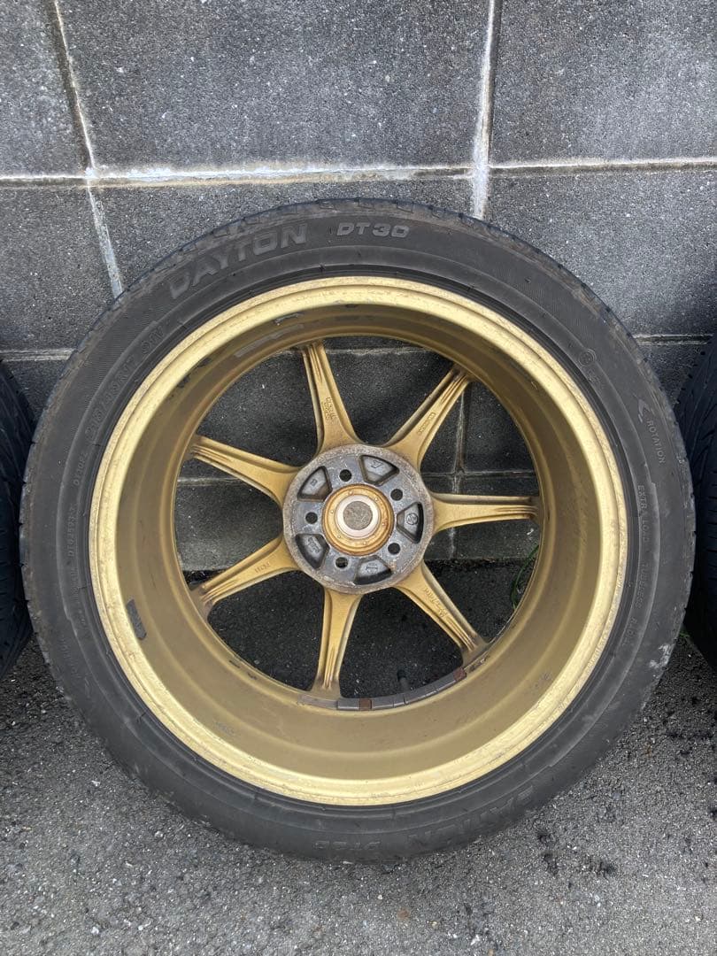 AVS model 7 ホイールタイヤセット