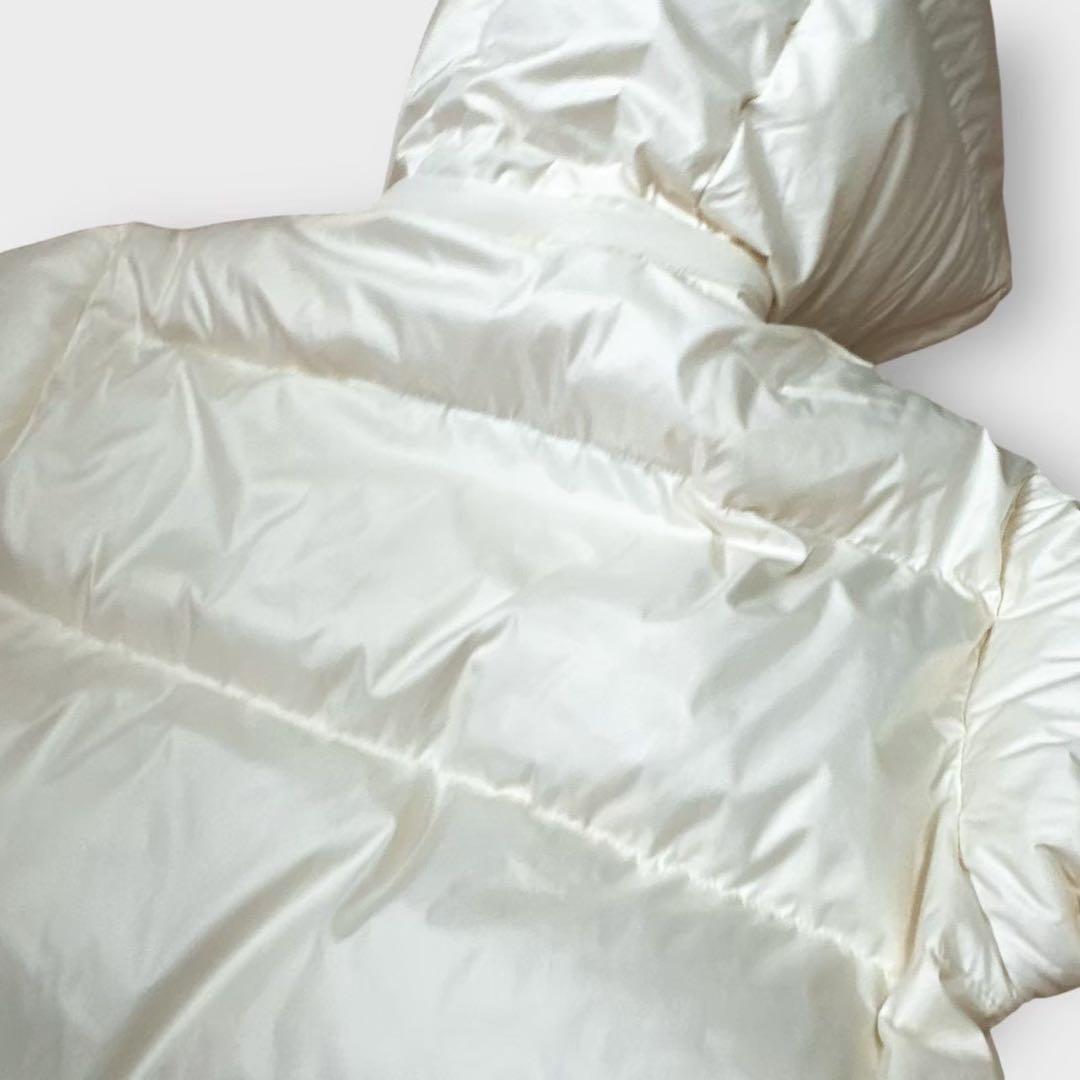 COACH コーチ ダウン ショート丈 ホワイト 総柄 ロゴ金具 M