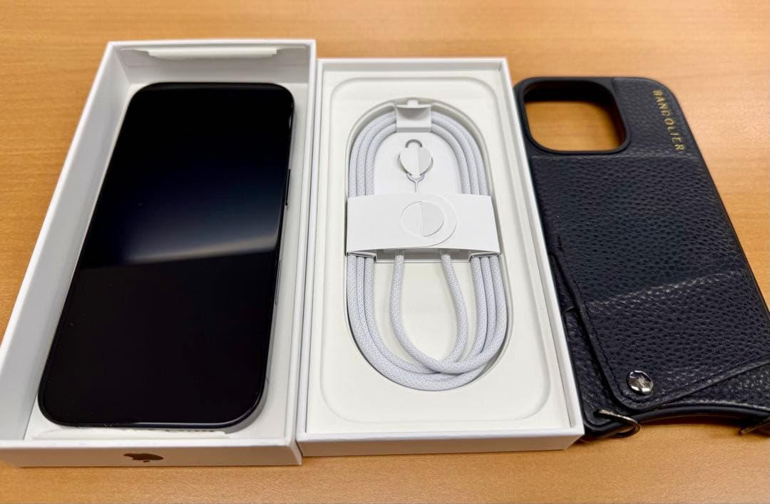 iPhone16Pro 512GB 美品 バッテリー100％ ケース付