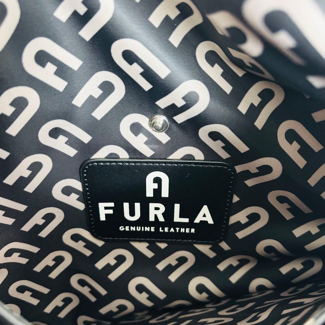 2721【美品】FURLA 本革 トートバッグ レザー A4収納 リバーシブル