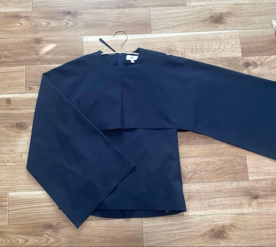 【美品】HYKE Carefree BELL SLEEVE TOP 21AW