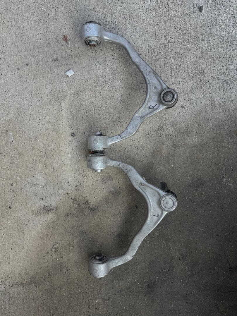 30セルシオアッパーアーム 30mm短縮