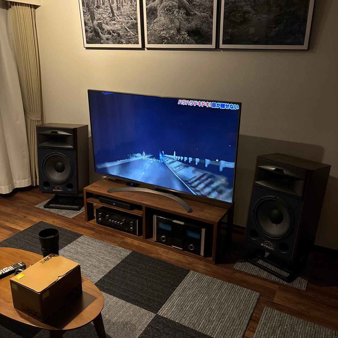 中古美品　LG 60インチモニター　都内引き取り／都内配送