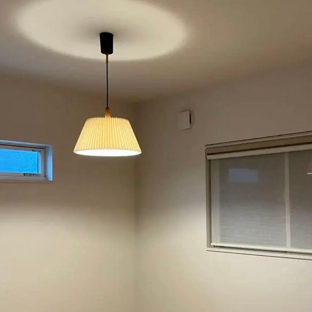 モダン　ペンダントライト