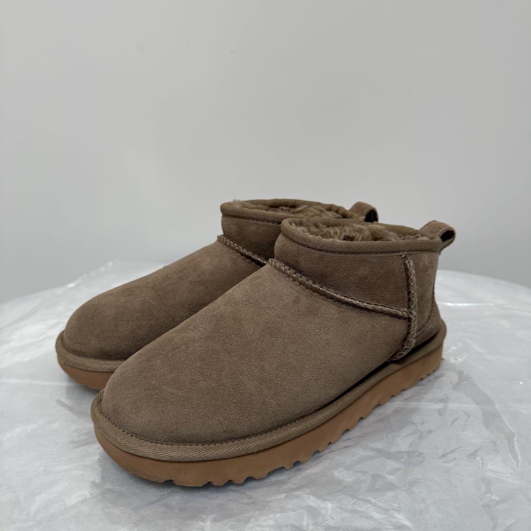 UGG クラッシック ウルトラミニブーツ モカ