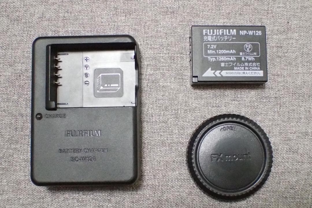 か*ん様 美品■富士フイルム FUJIFILM X-E2 ボディ■ 動作確認済■