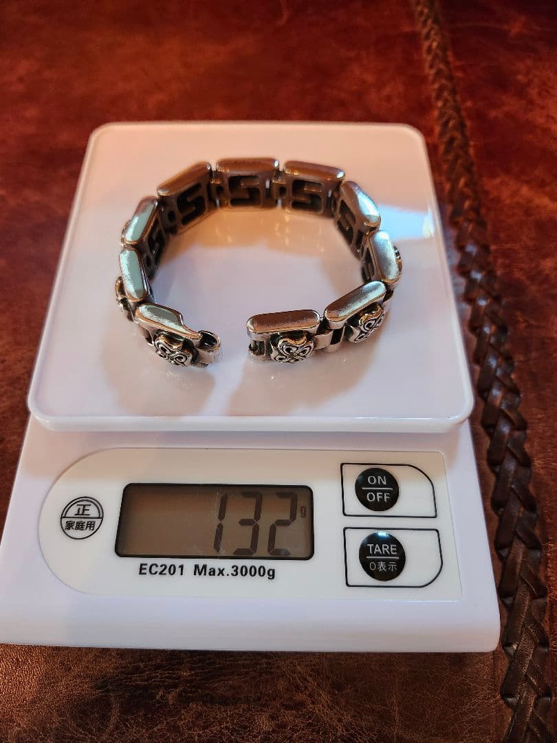 シンズスカルプチャー　シルバーブレスレット　ペリドット装飾