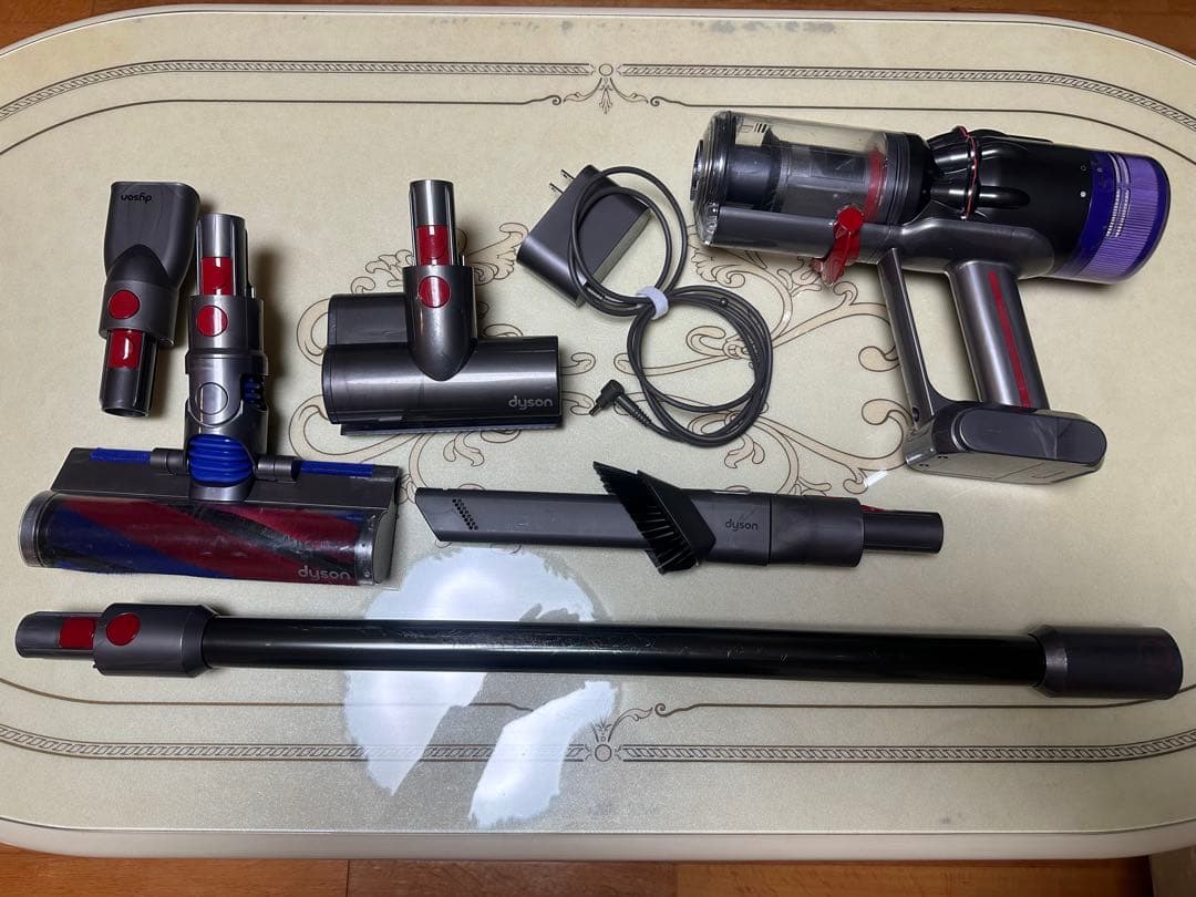 Dyson SV21 スティッククリーナー本体 各種アタッチメント付き