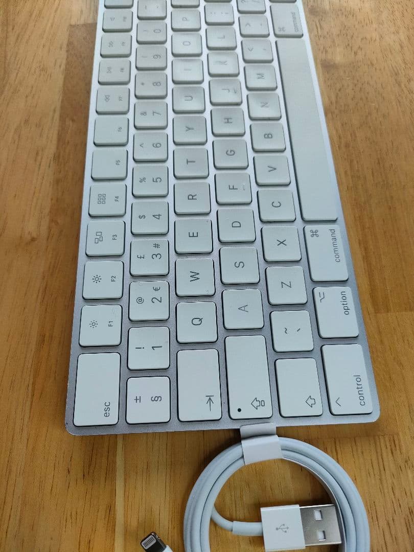 【希少】（UKイギリス配列） Apple Magic Keyboard