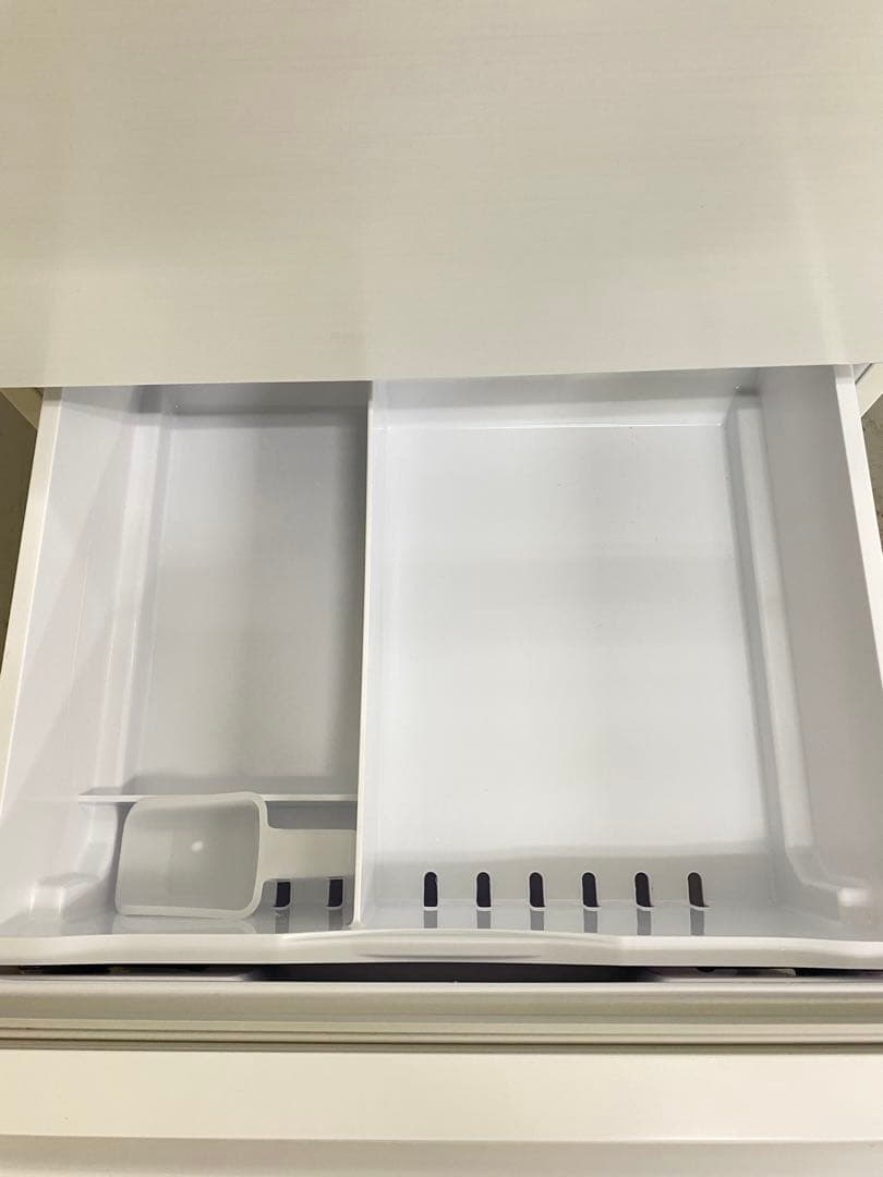 大型冷蔵庫　日立　美品　右開き　保証込み　高年式　国内製　家族向け　ホワイト