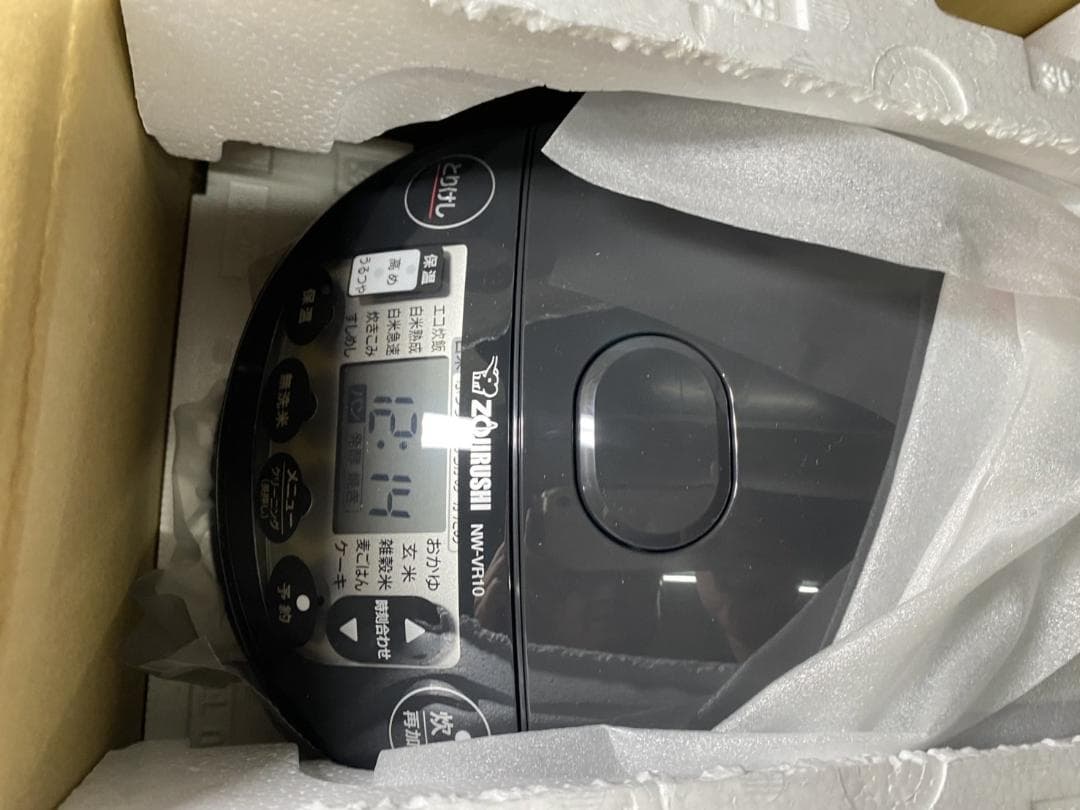 早いもの勝ち!! 未使用品 象印 IH 炊飯ジャー ブラック 1.0L 2