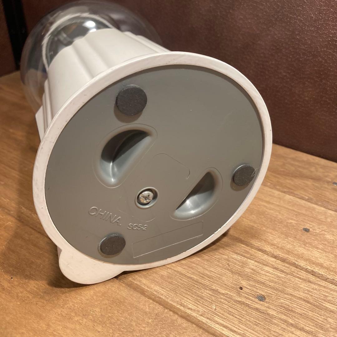 USAヴィンテージ　ガムボールマシン　白　金属製　ガラス　貯金箱　アメリカン雑貨