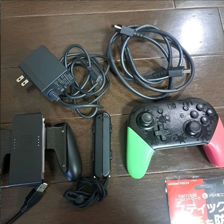 【プロコン、ケース、多数おまけ】Nintendo Switch 本体