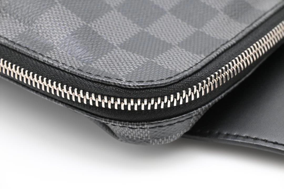 【超美品】ルイヴィトン ダミエ グラフィット アヴェニュー スリングバッグ