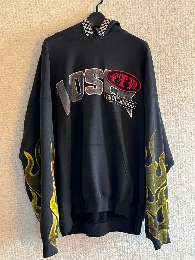 zac vargas パーカー