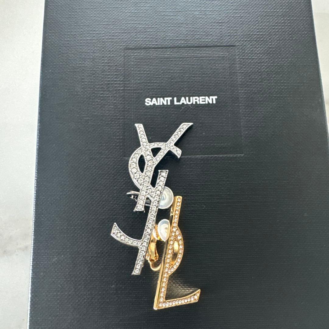 SAINT LAURENT YSLロゴピアス(片耳用)