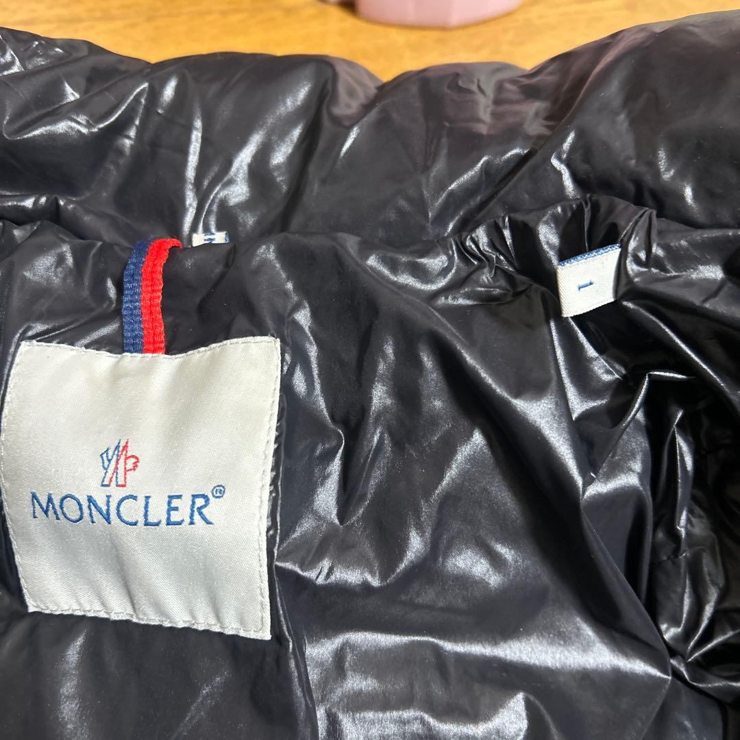 ショート丈 ブラック ダウンジャケット