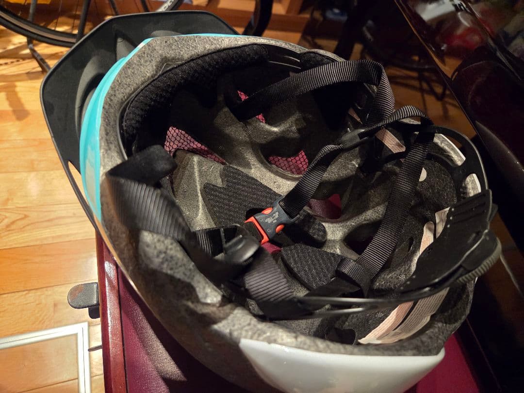 【再値下げ】Bianchi ビアニローネ7 2011年モデル (ヘルメット付き)