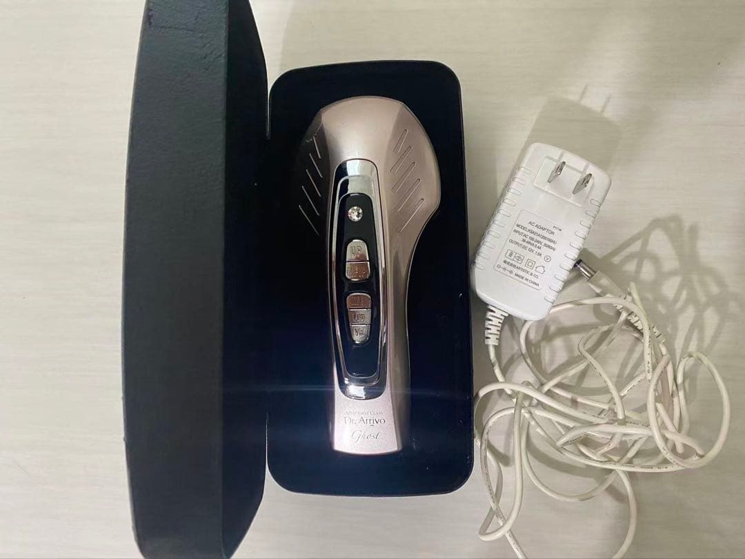 ドクターアリーヴォゴースト LED EMS 美顔器