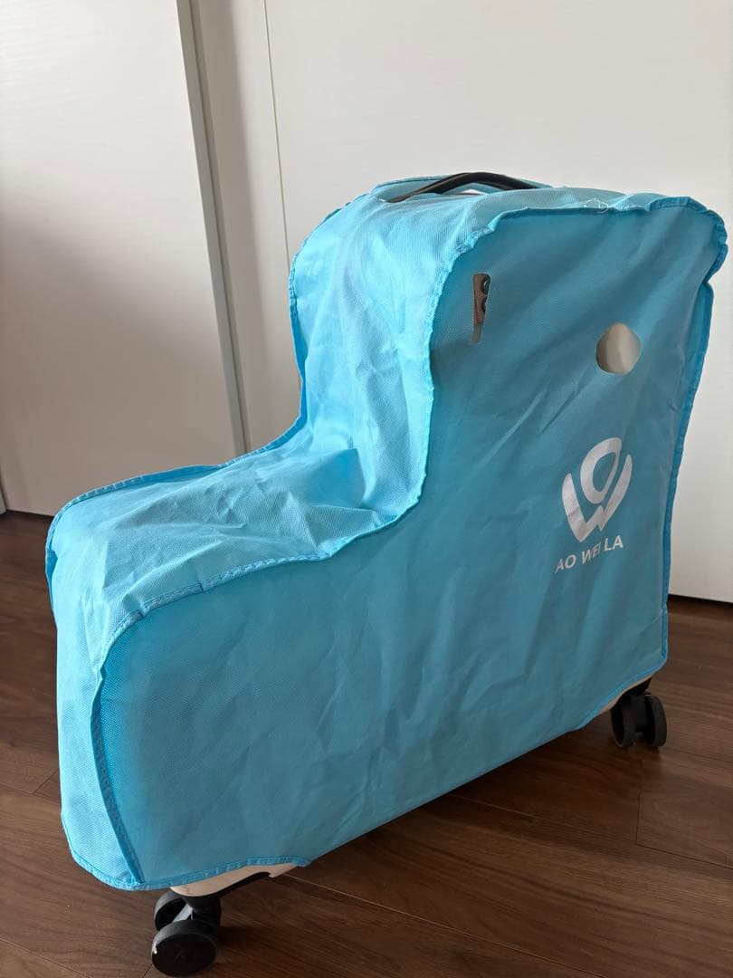 子供が乗れる キャリーケース　キッズ トラベルキャリーケース ダイヤルロック