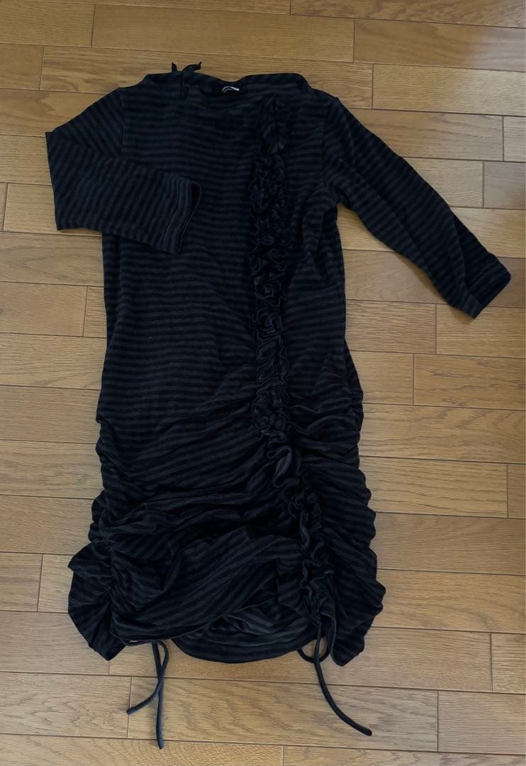 こ*ろ様 Na+H ボーダーフリルワンピース