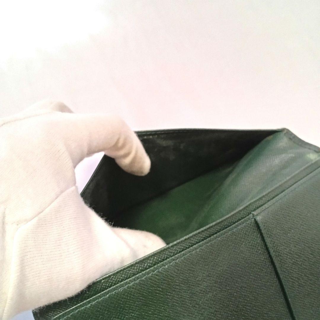 LOUISVUITTON ルイヴィトン 長財布 タイガ ポルトカルト グリーン