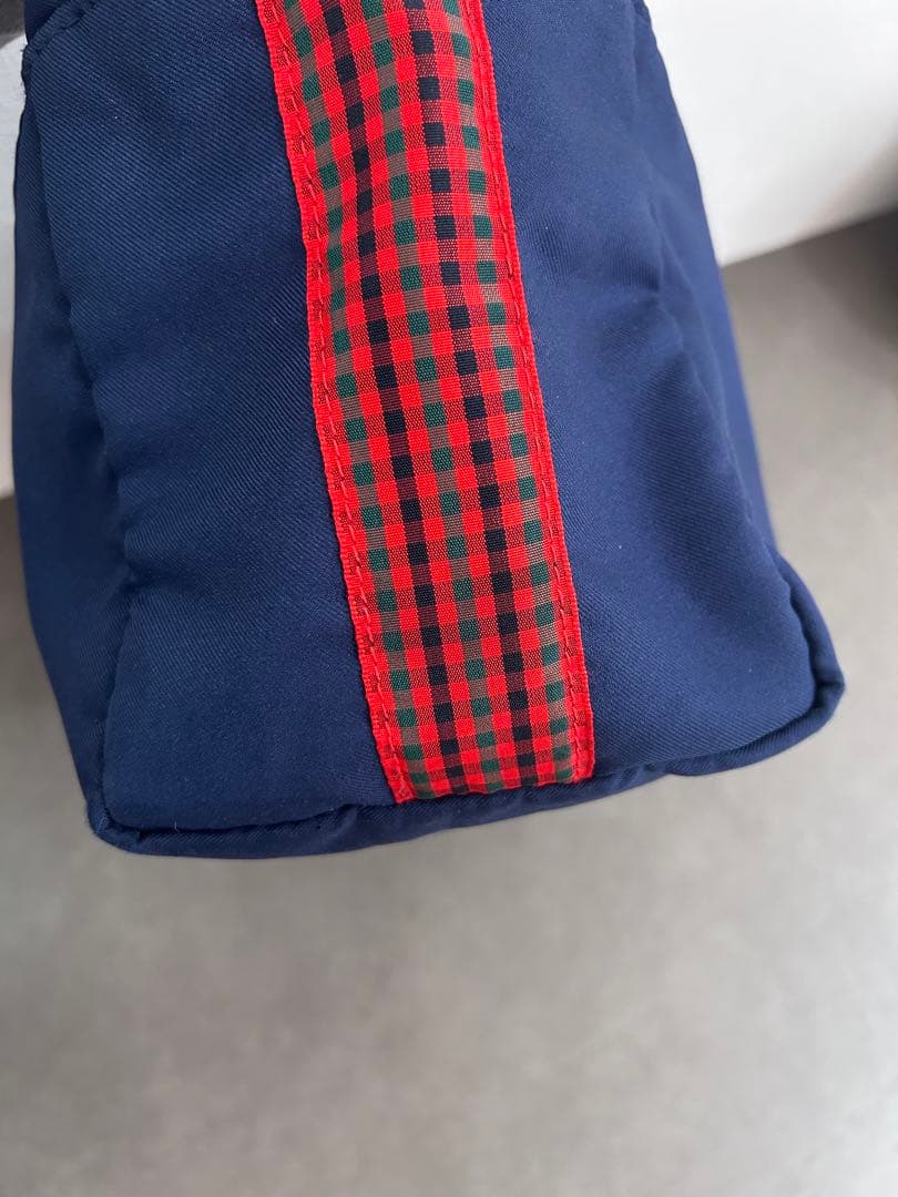 familiar ネイビー 2WAYバッグ クマチャーム付き