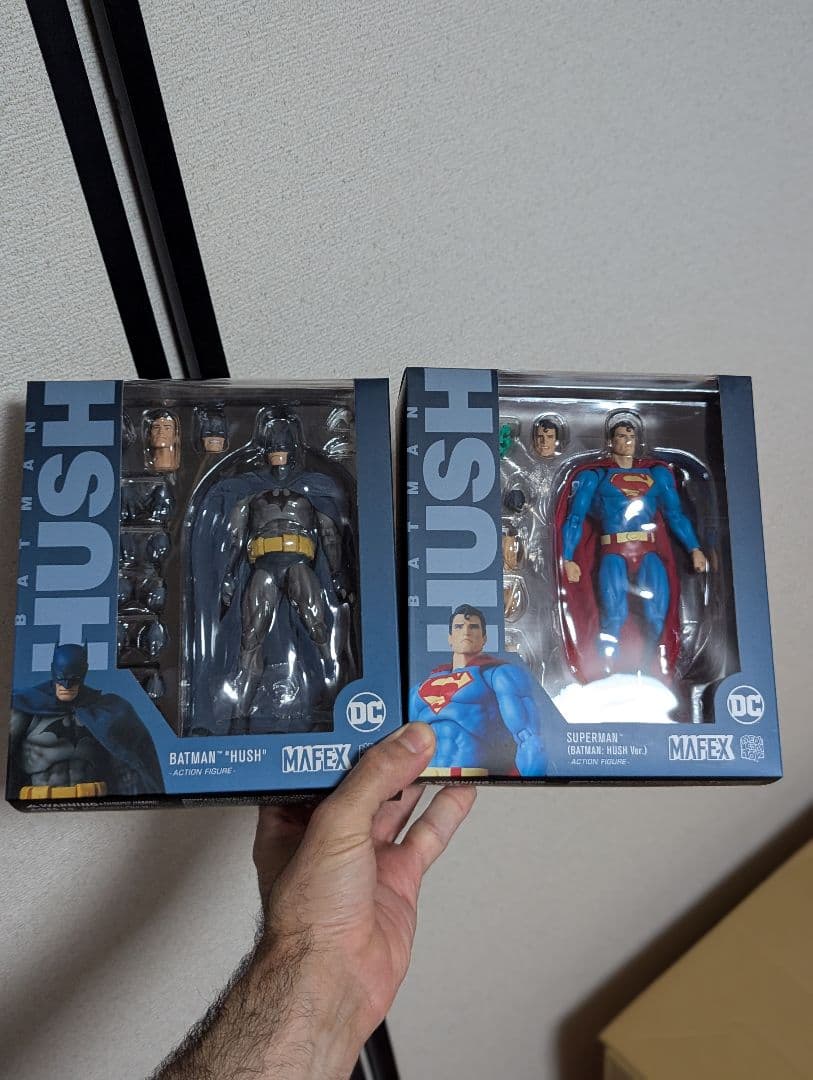 アメコミ Mafex Superman e Batman Hush