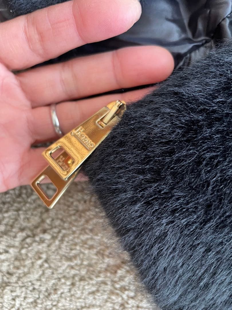 ヘルノ HERNO エコファー切り替えダウンジャケット ブルゾン ブラック40