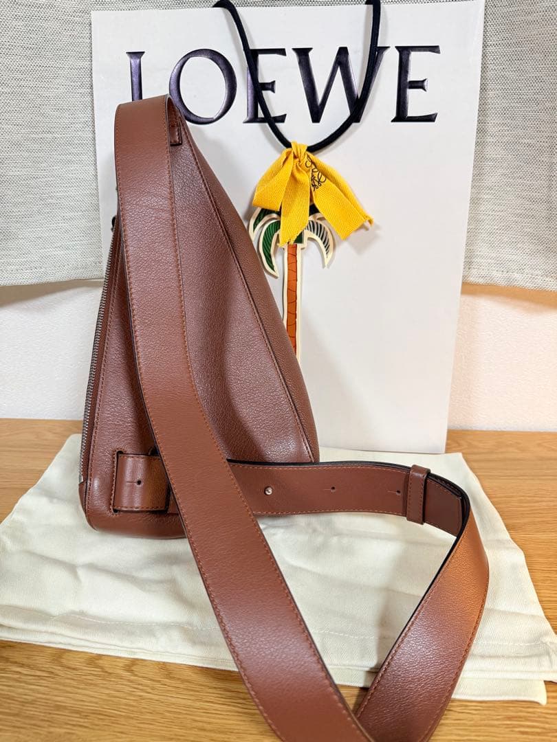 【まりも】LOEWE アントンスリング　ブラウンショルダーバッグ　美品