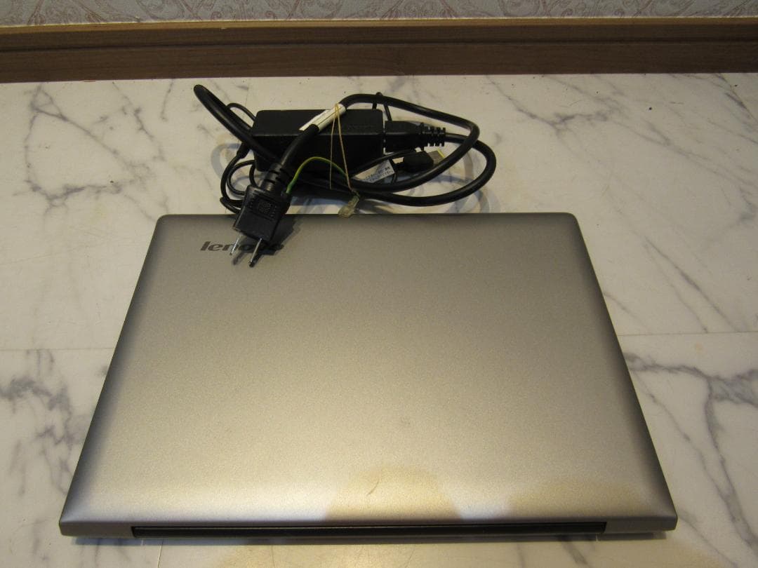 レノボ  11.6インチ Win10 2G/64G Webカメラ office付