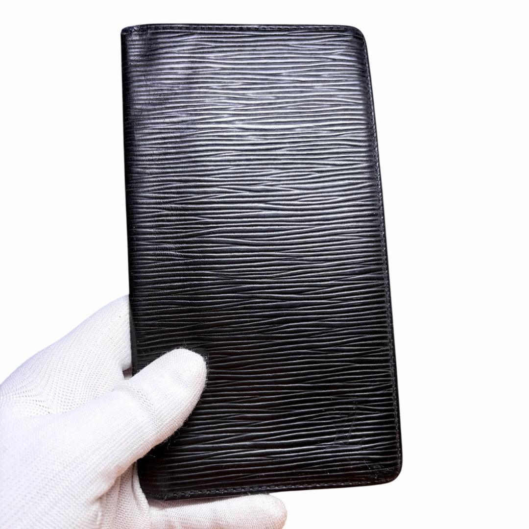 ルイヴィトン 札入れ 長財布 エピ ポルトカルト クレディ 黒色 M63212