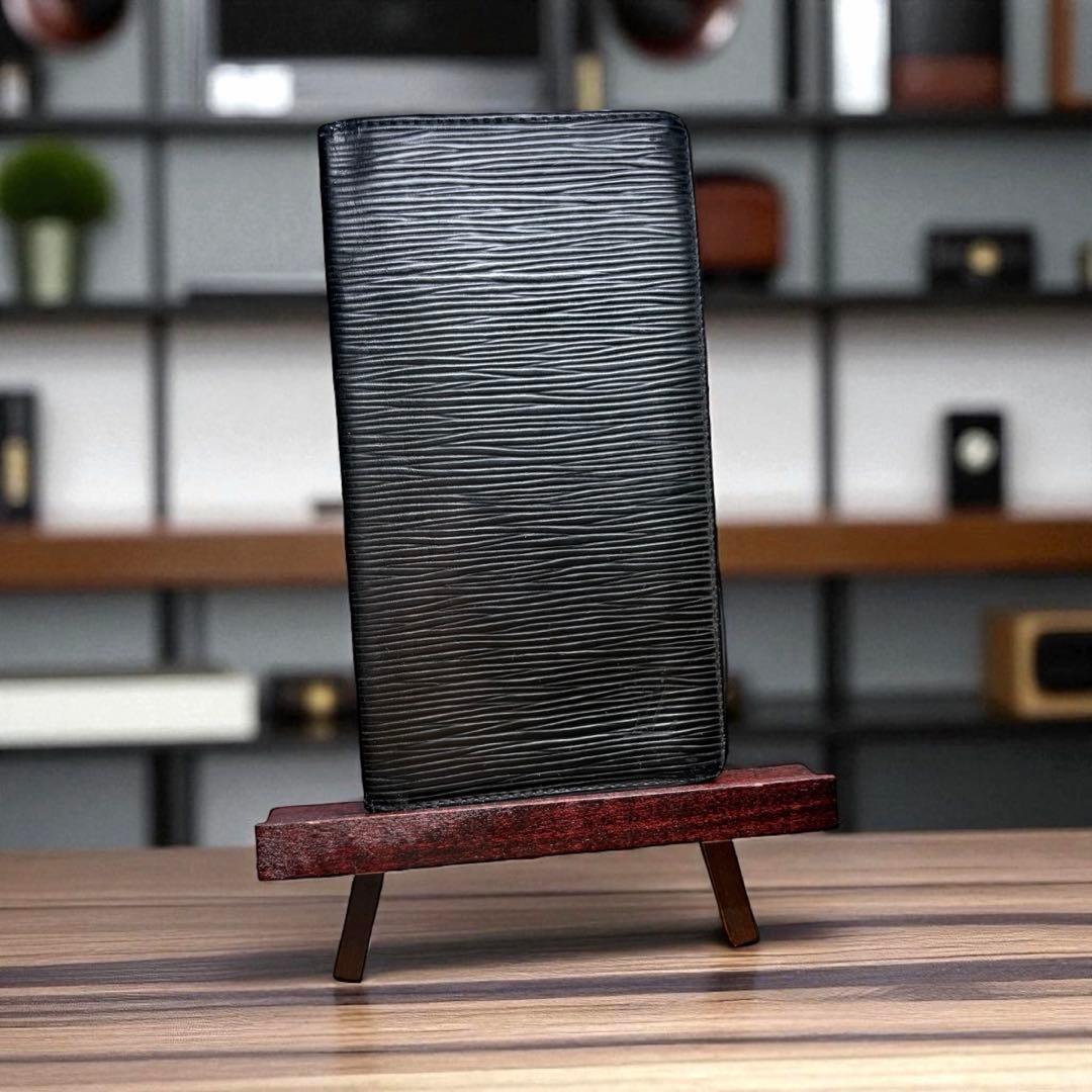 ルイヴィトン 札入れ 長財布 エピ ポルトカルト クレディ 黒色 M63212