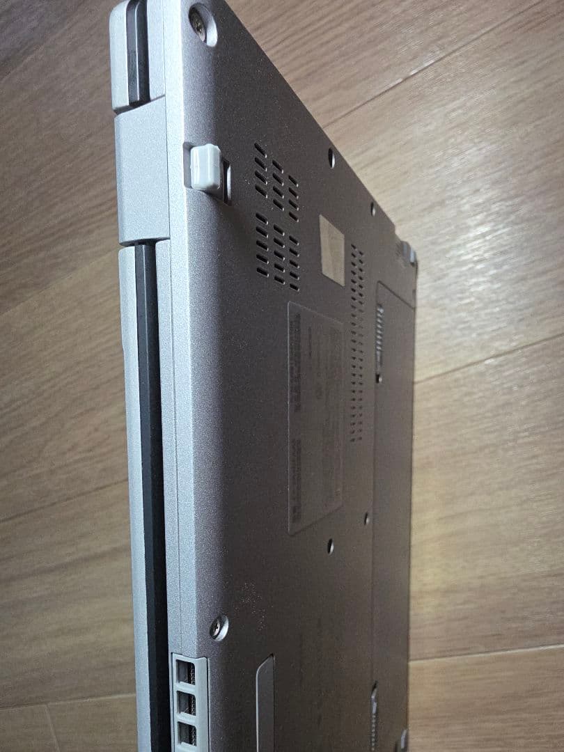 Panasonic Let’s note CF-SR4