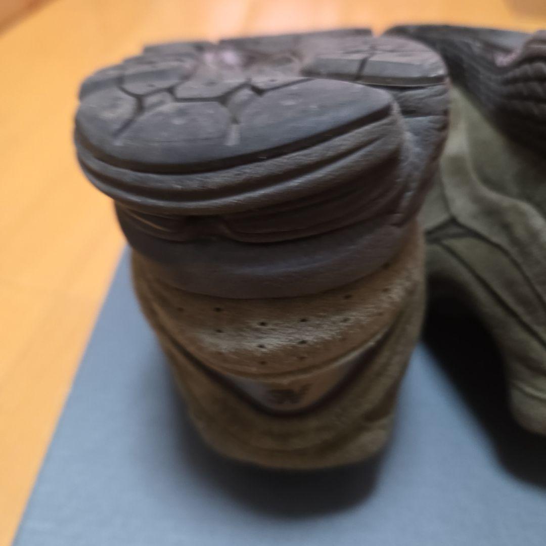 New Balance ml2002rm スエード スニーカー オリーブ